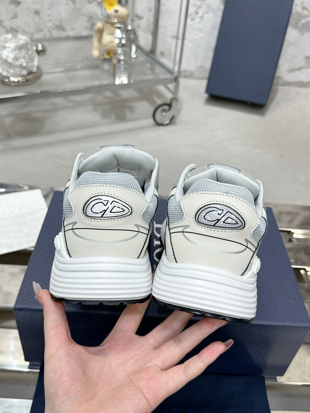 Sneakers