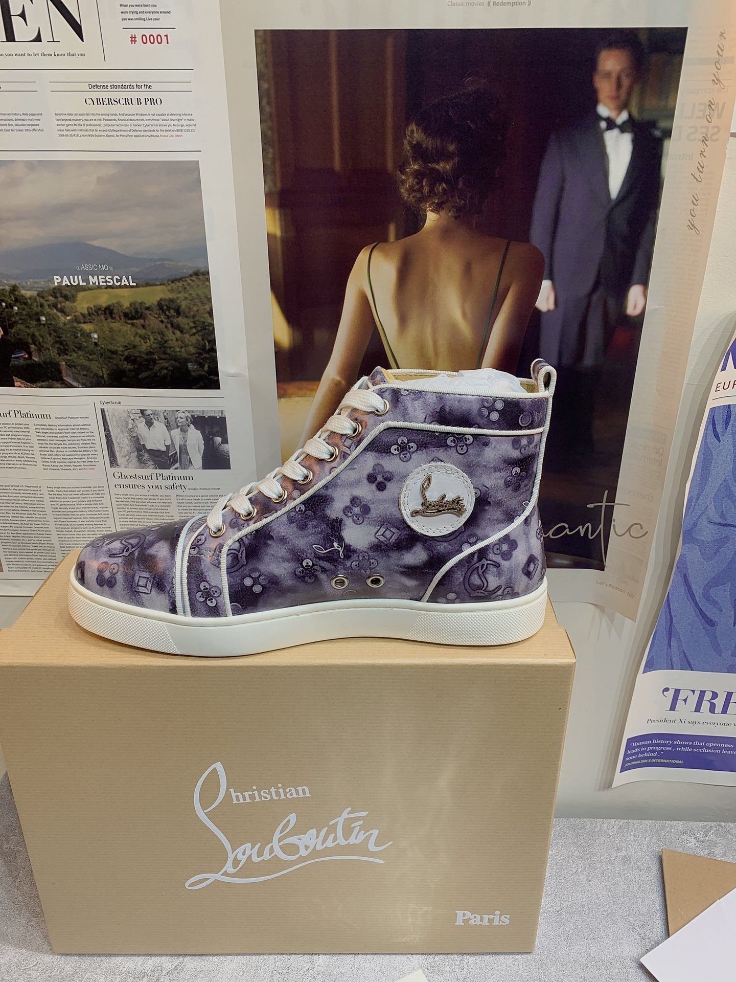 Sneakers