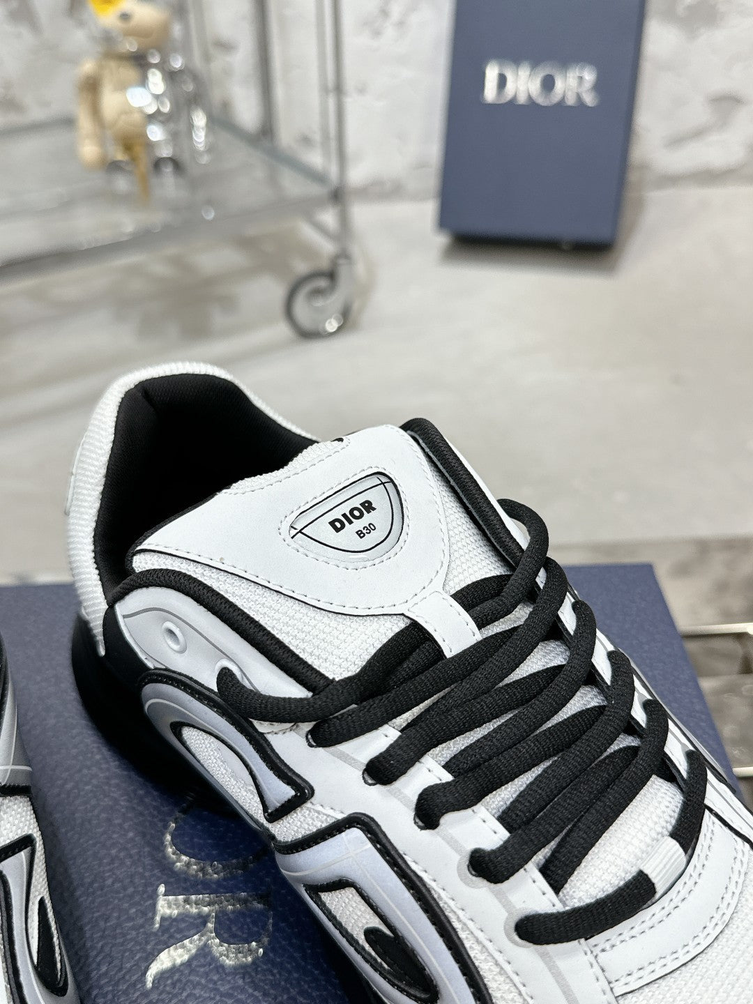 Sneakers