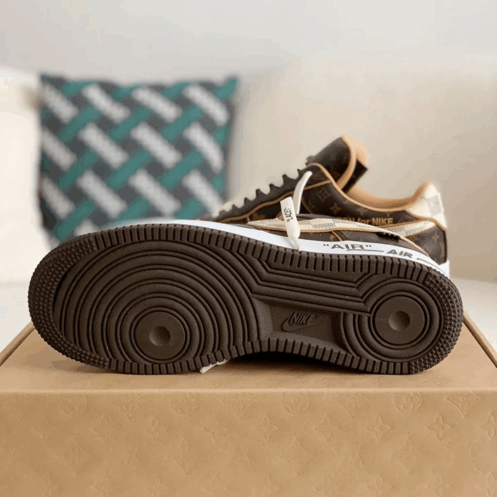 Sneaker