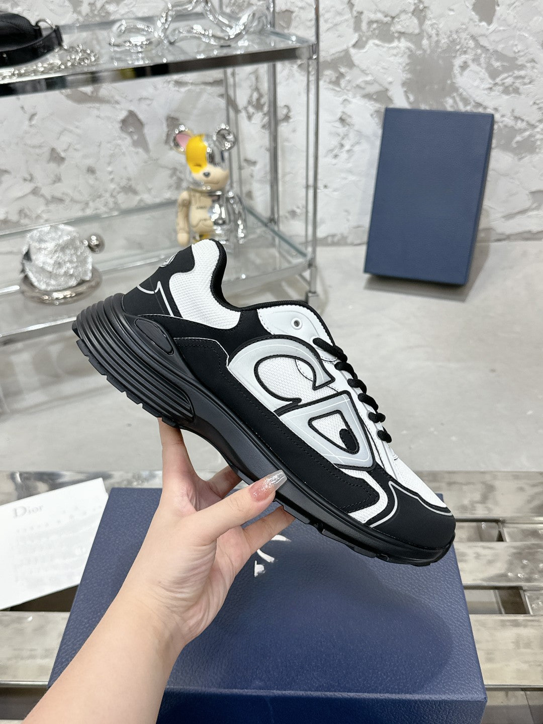 Sneakers