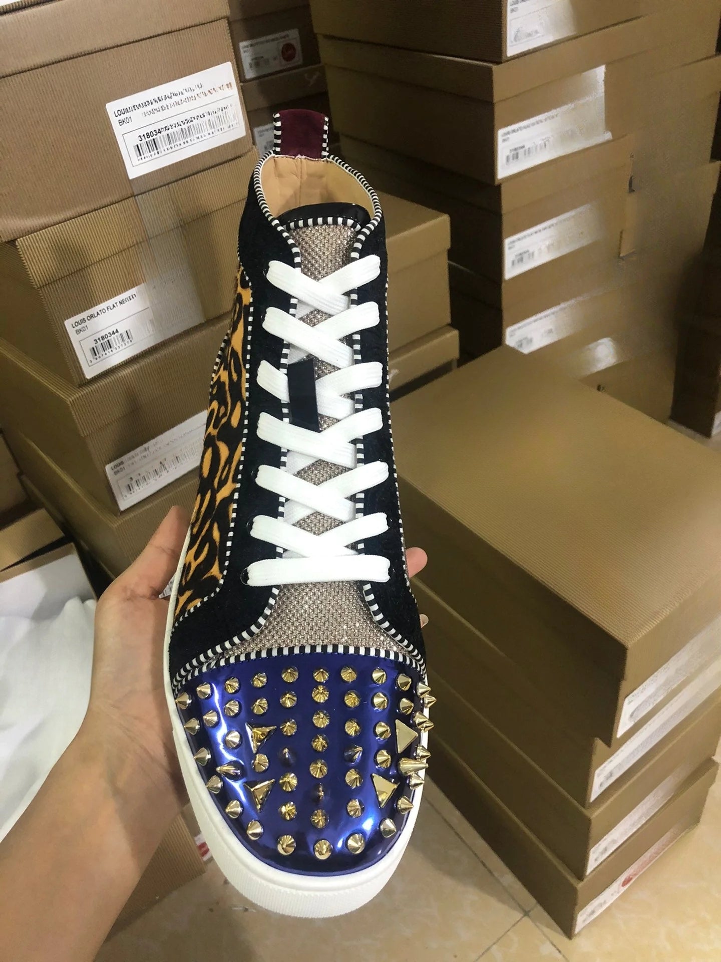 Sneaker