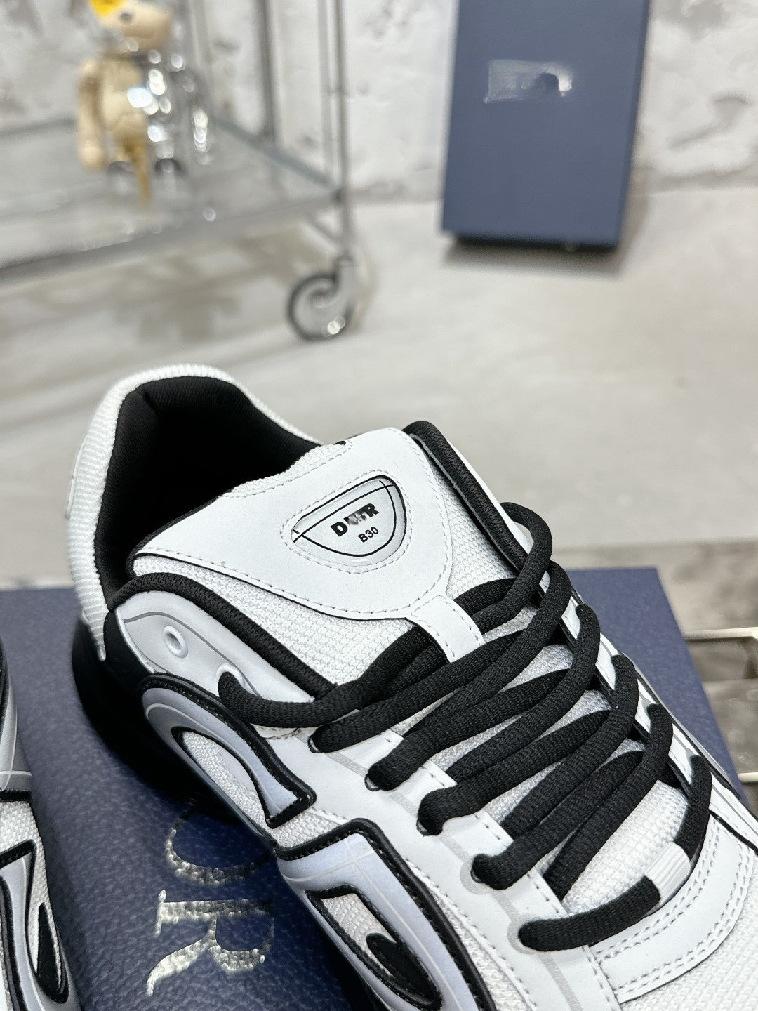 Sneakers