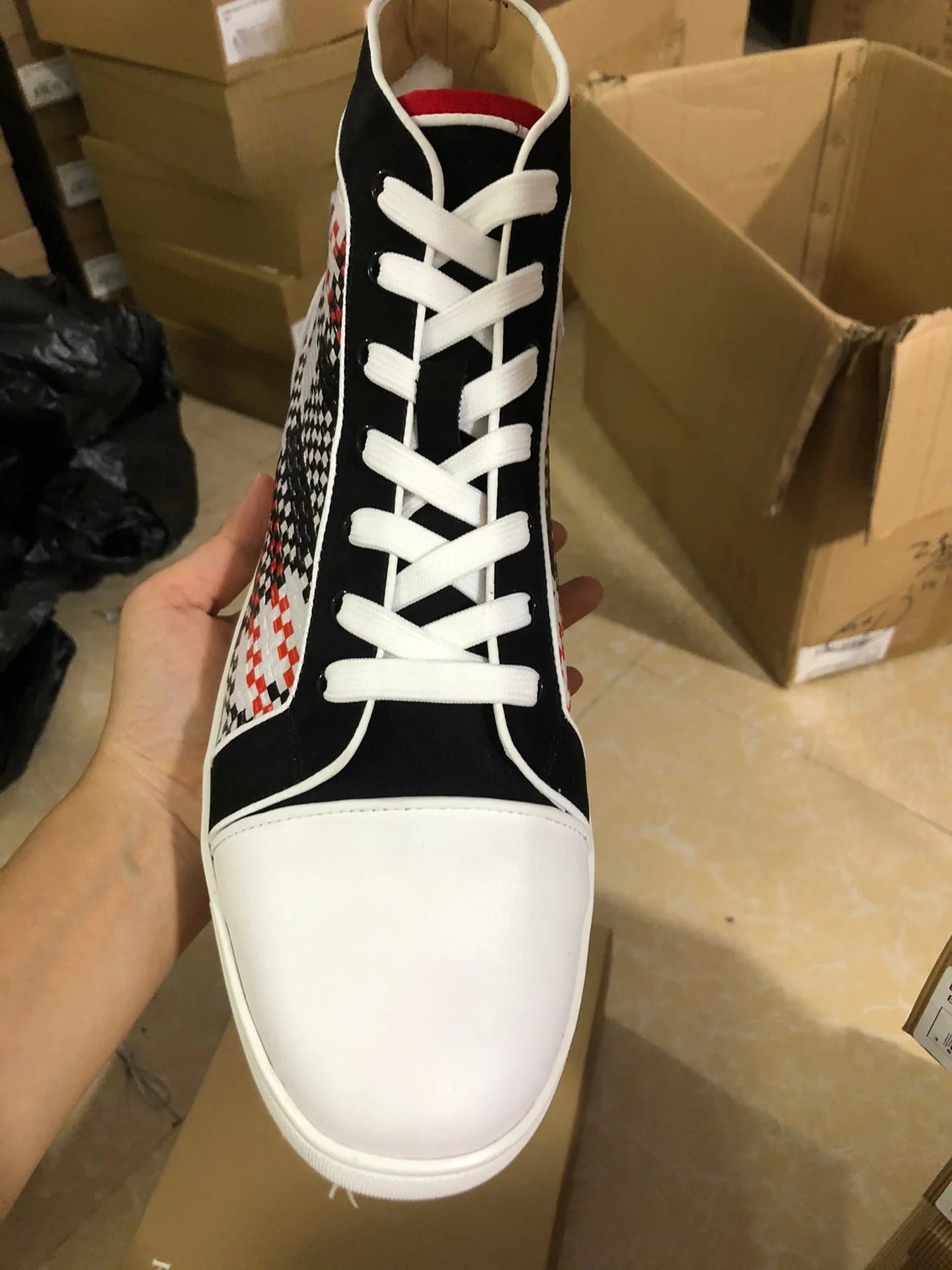 Sneaker