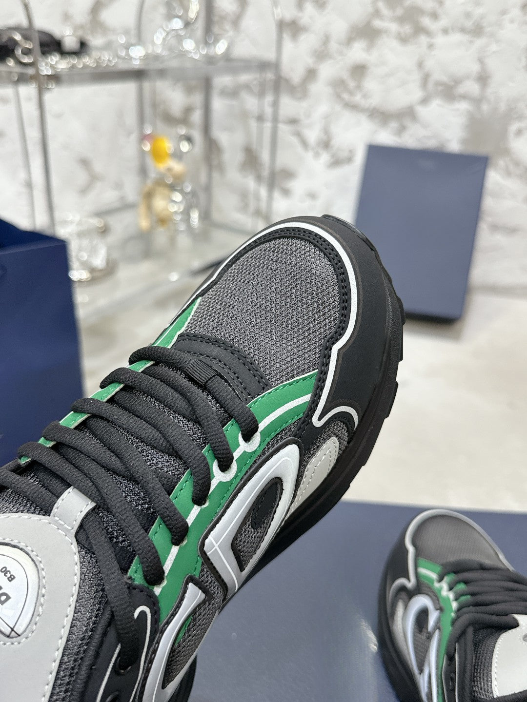 Sneakers