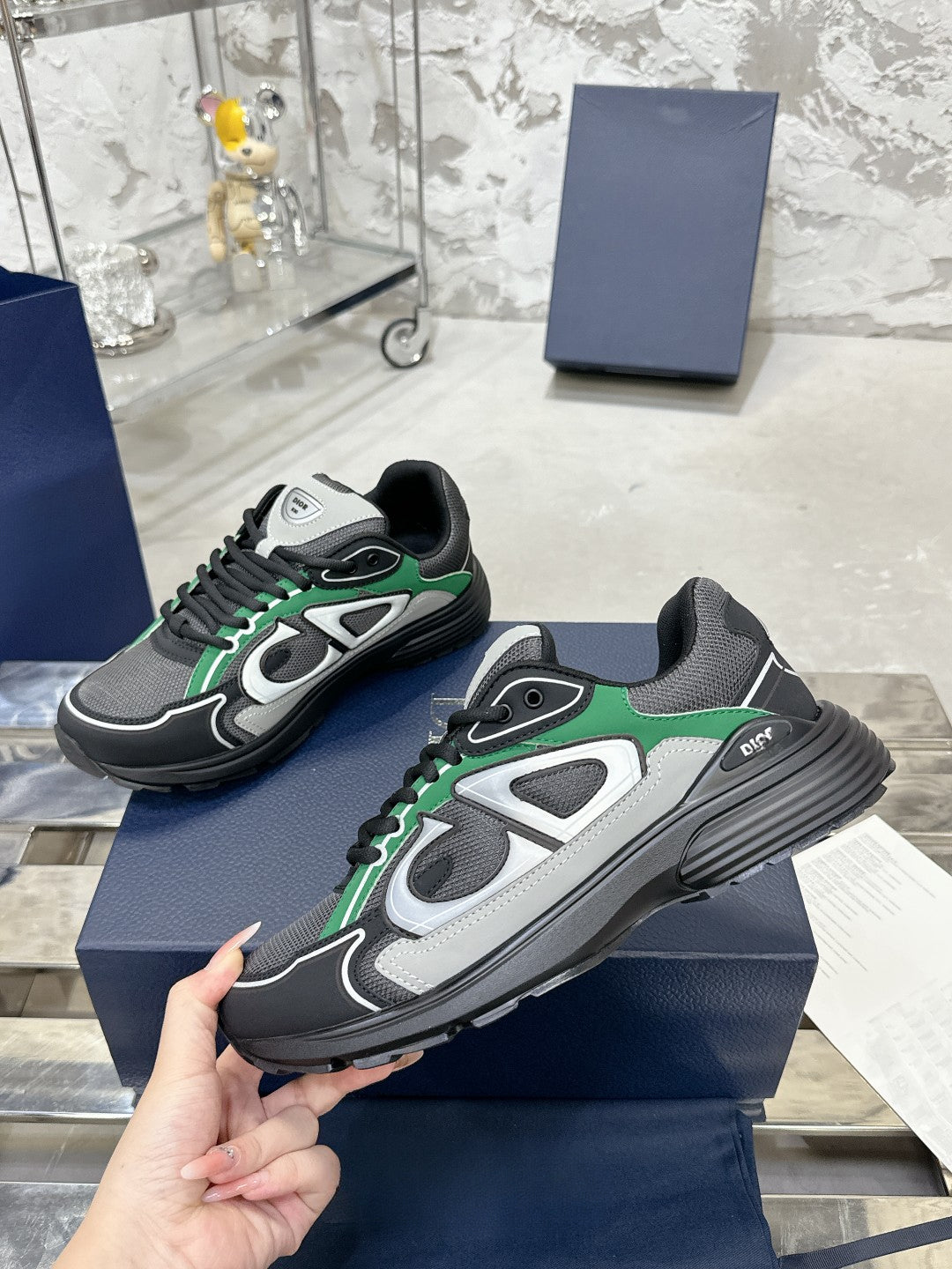 Sneakers