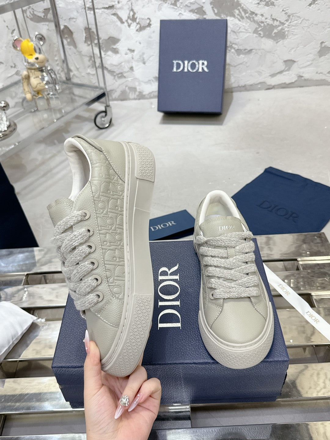 Sneakers