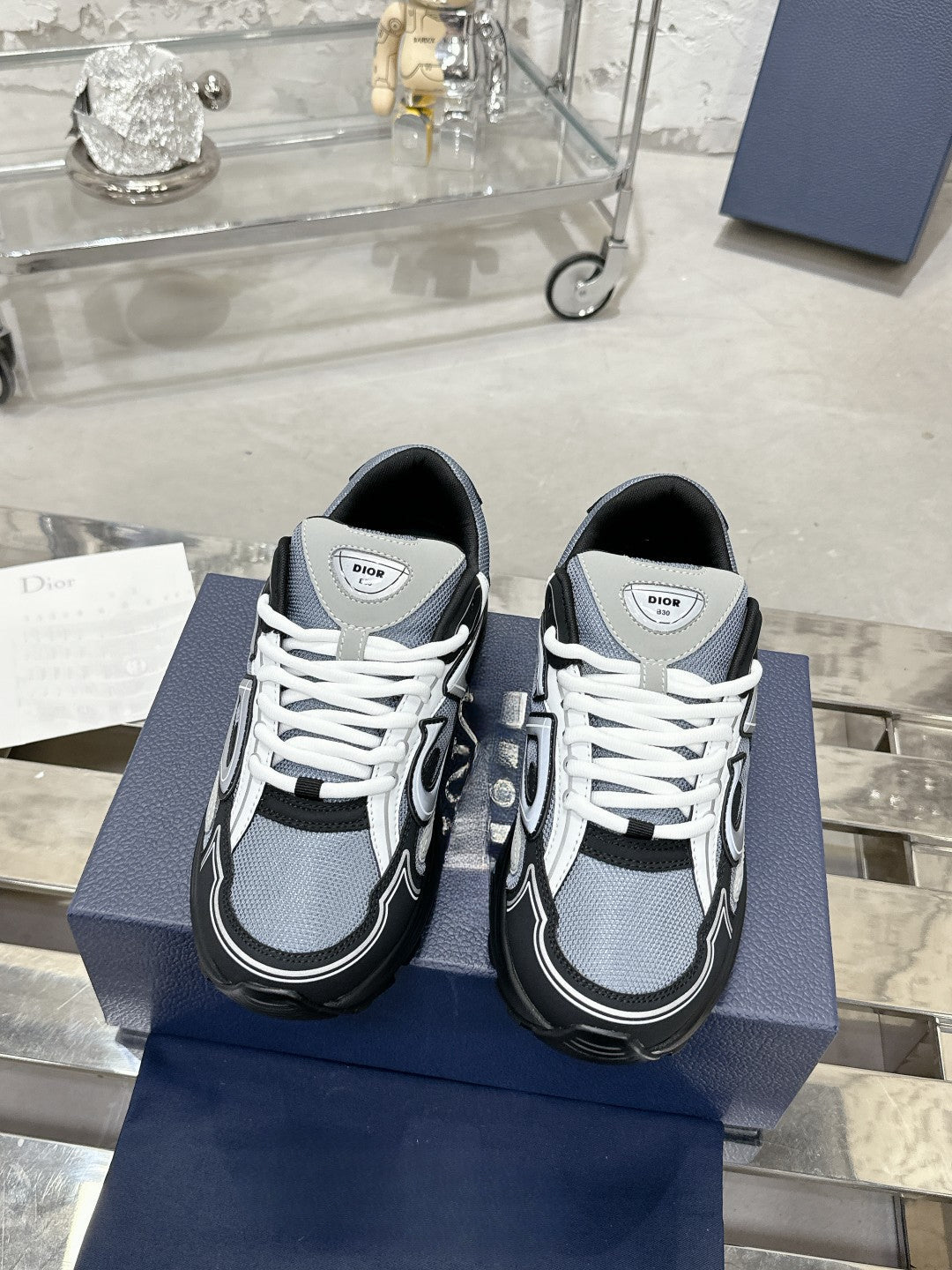 Sneakers