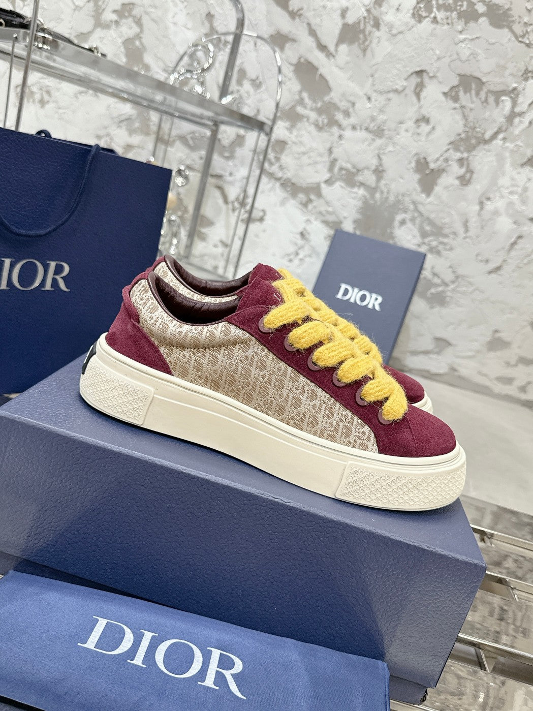 Sneakers