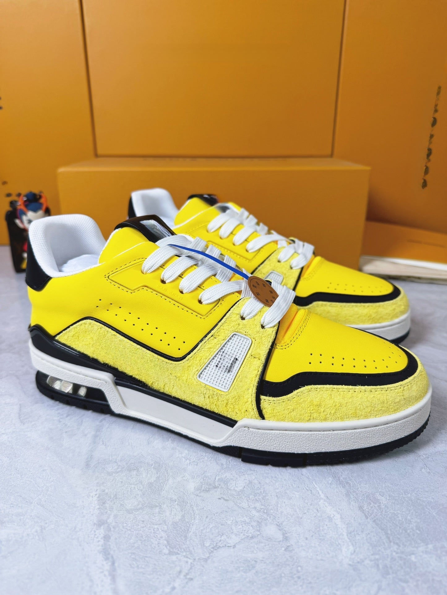 Sneakers