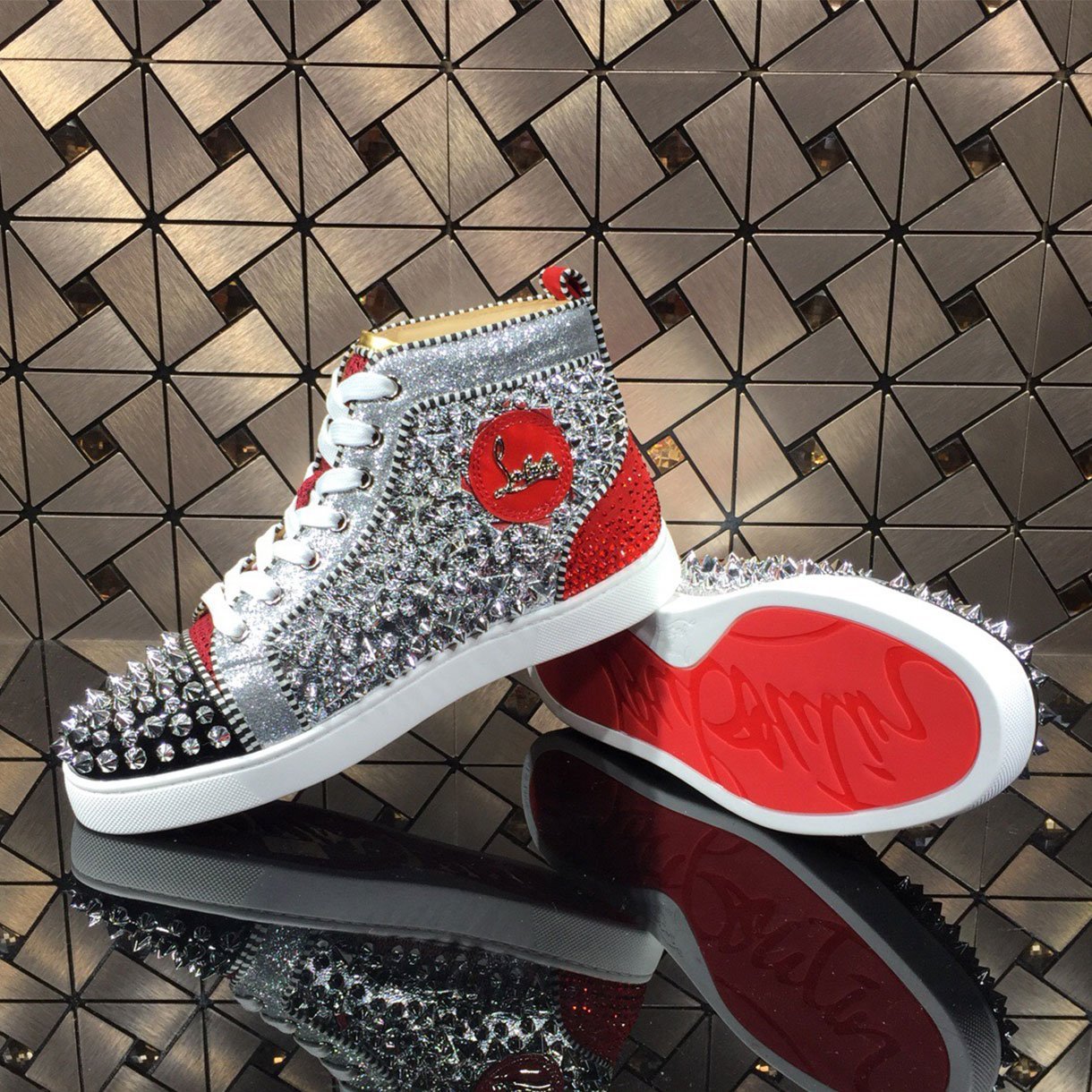 Sneakers