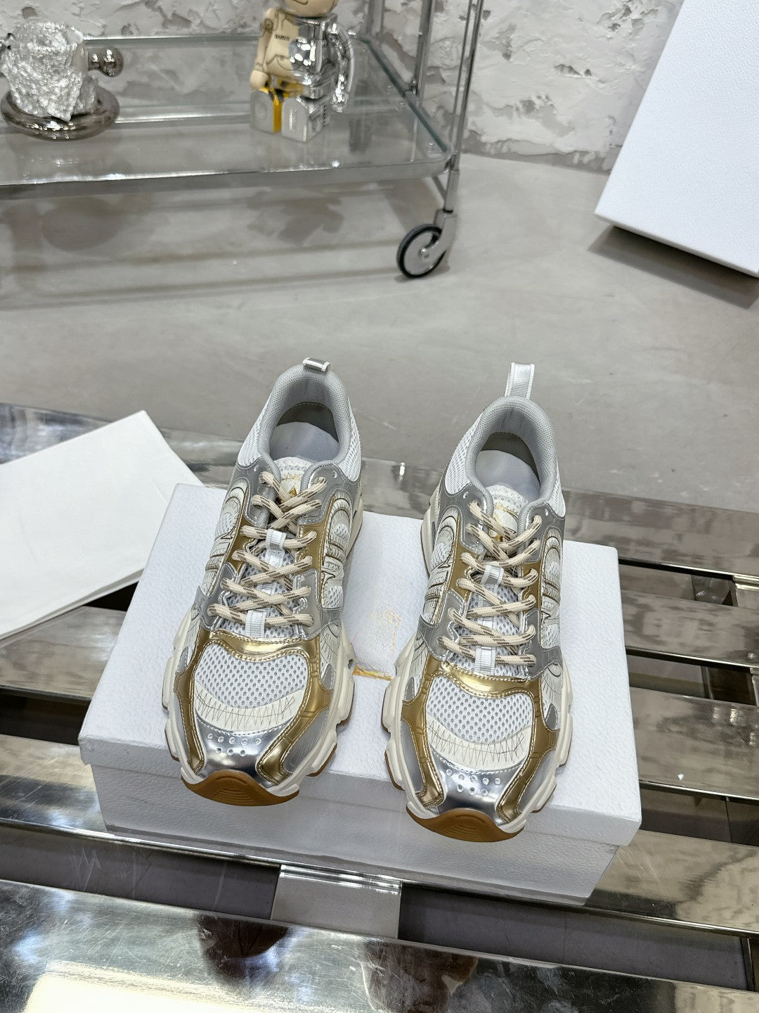 Sneakers