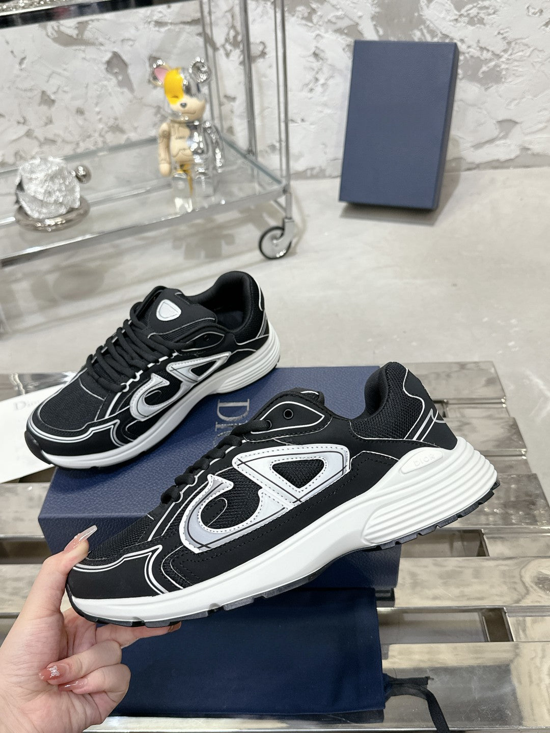 Sneakers