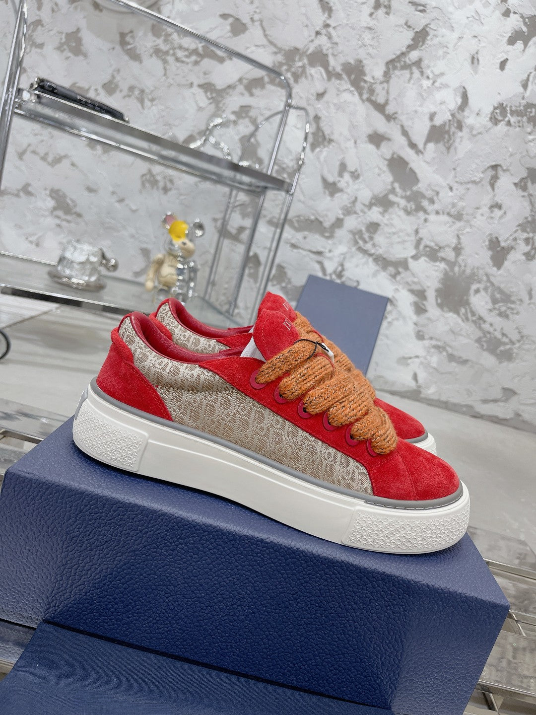 Sneakers
