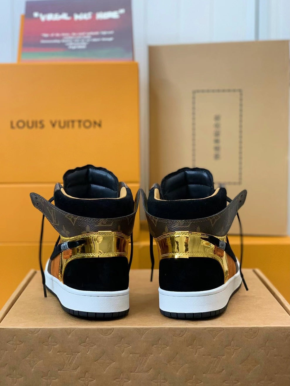 Sneaker