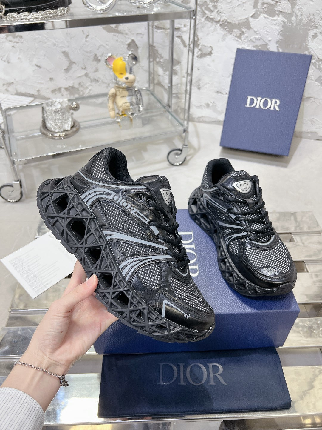 Sneakers