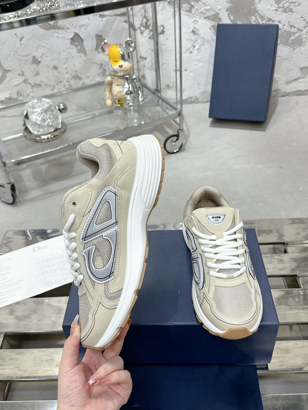 Sneakers
