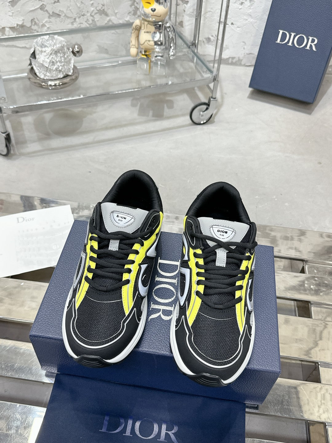 Sneakers