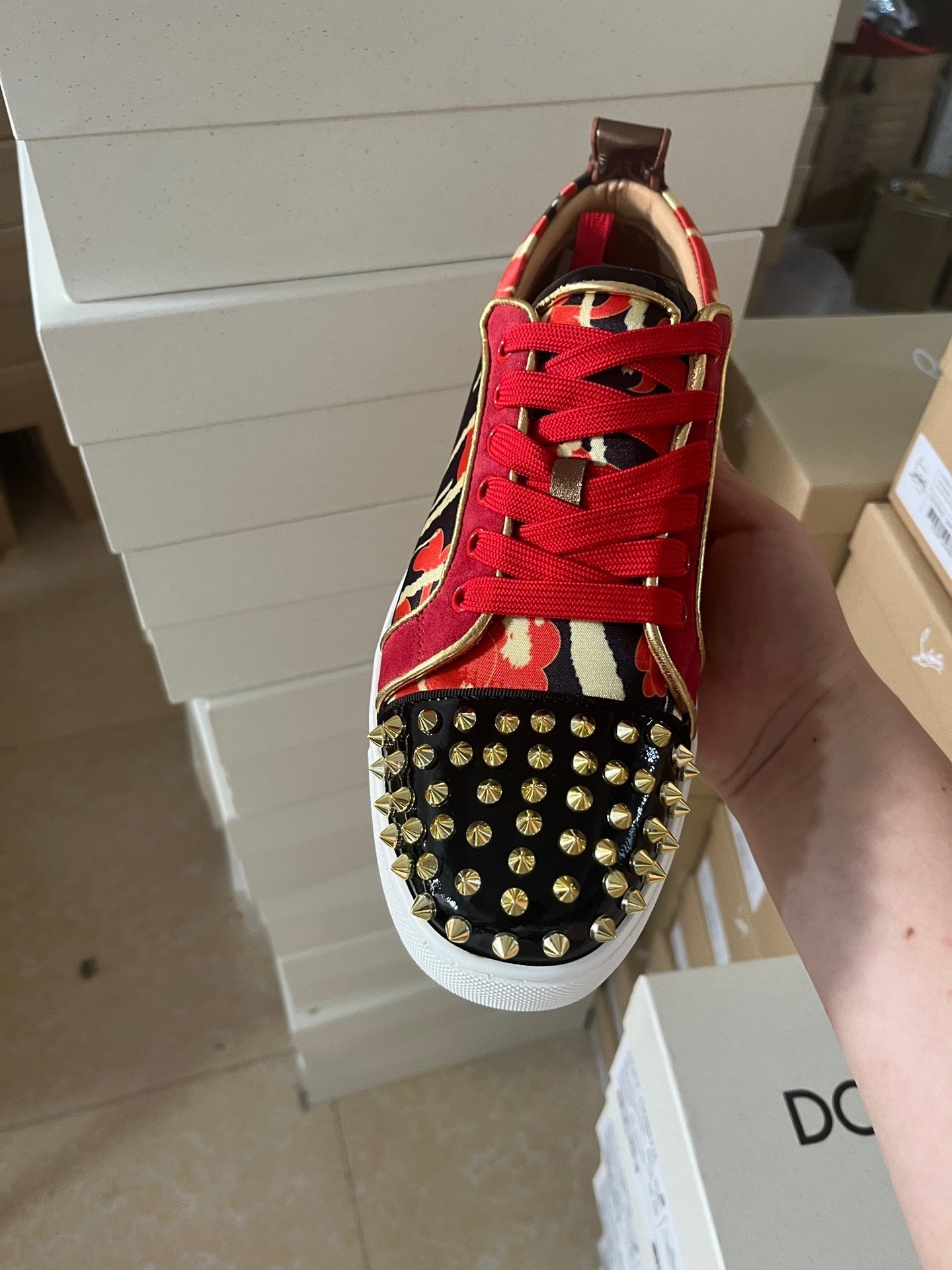 Sneaker
