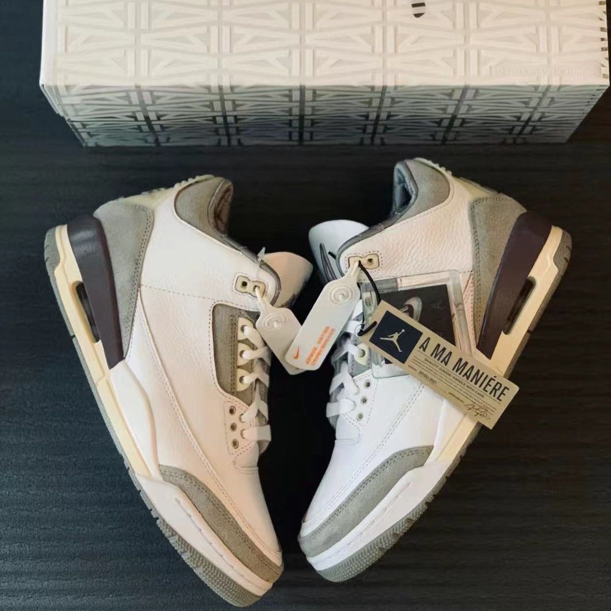 Sneakers