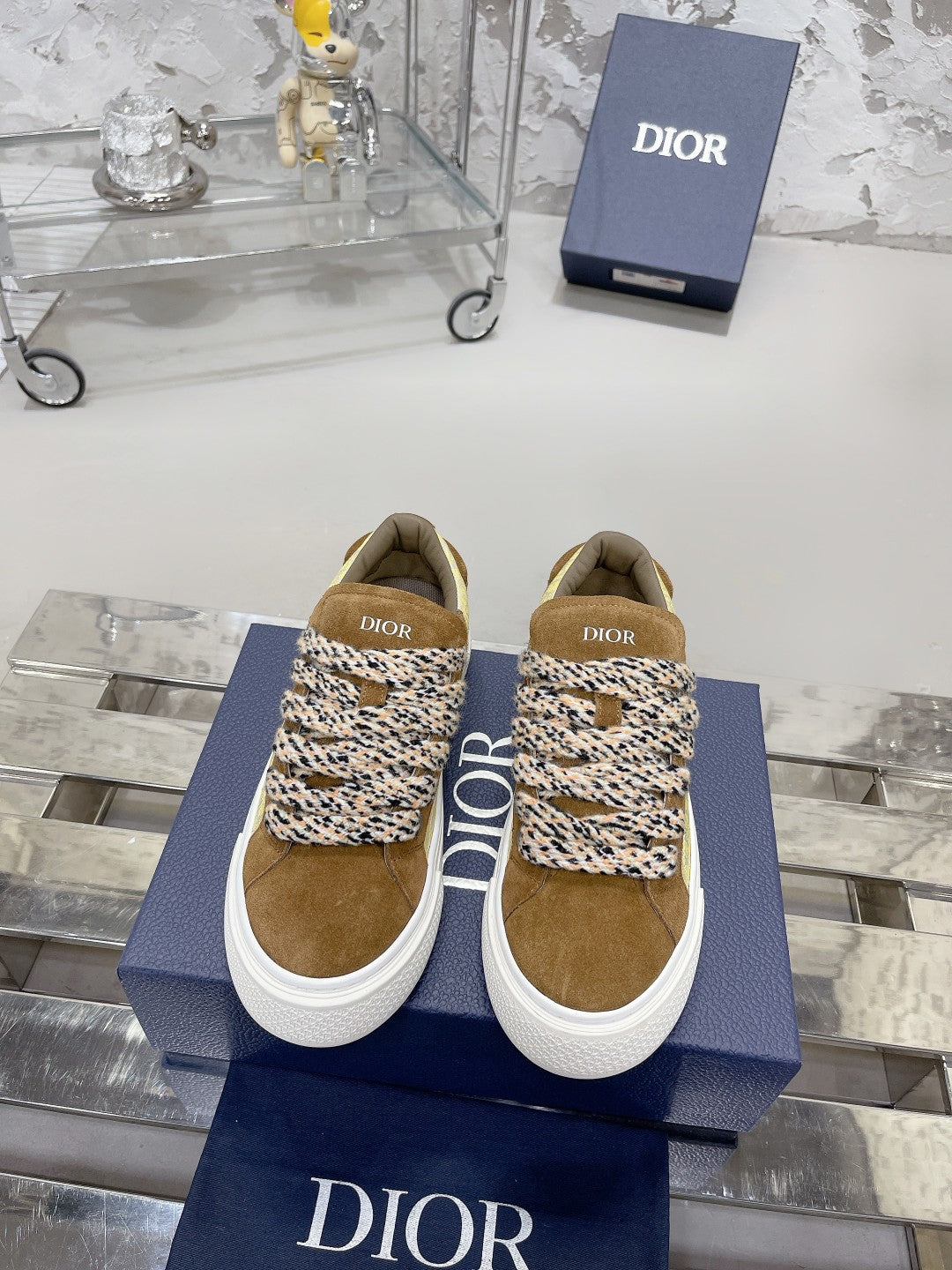 Sneakers