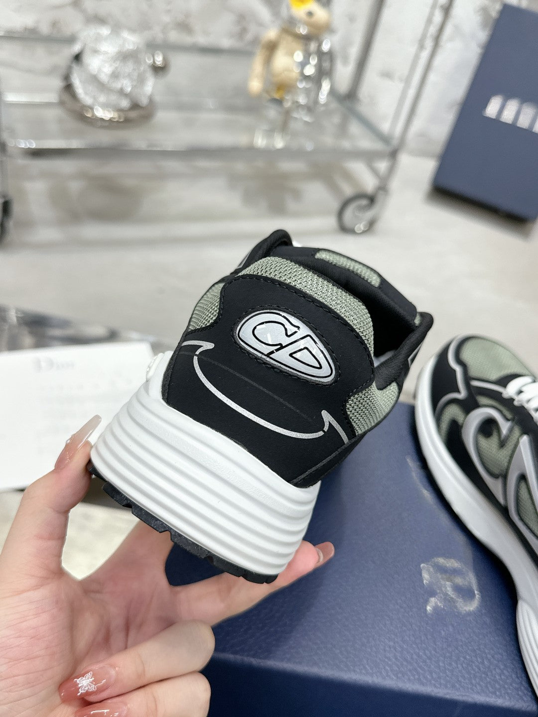 Sneakers