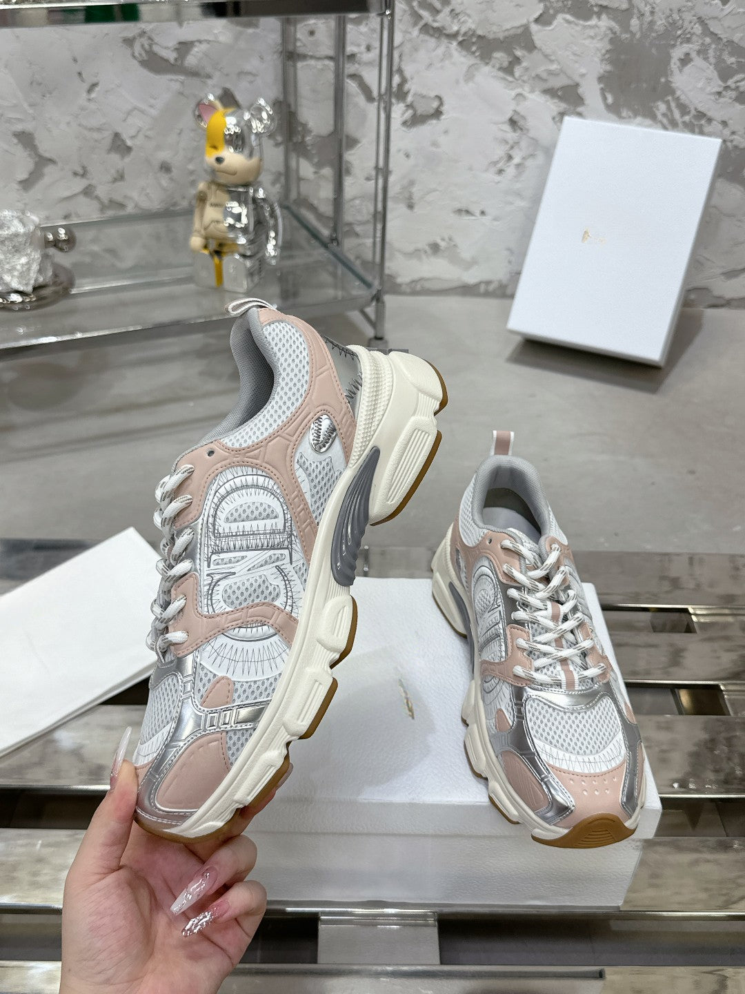 Sneakers