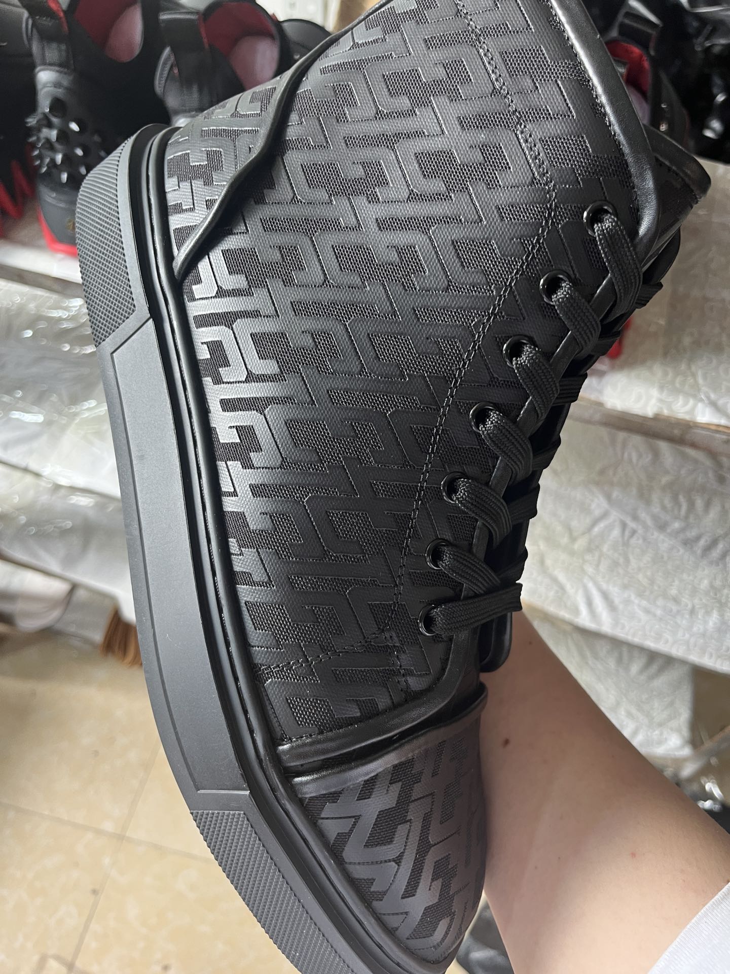 Sneakers