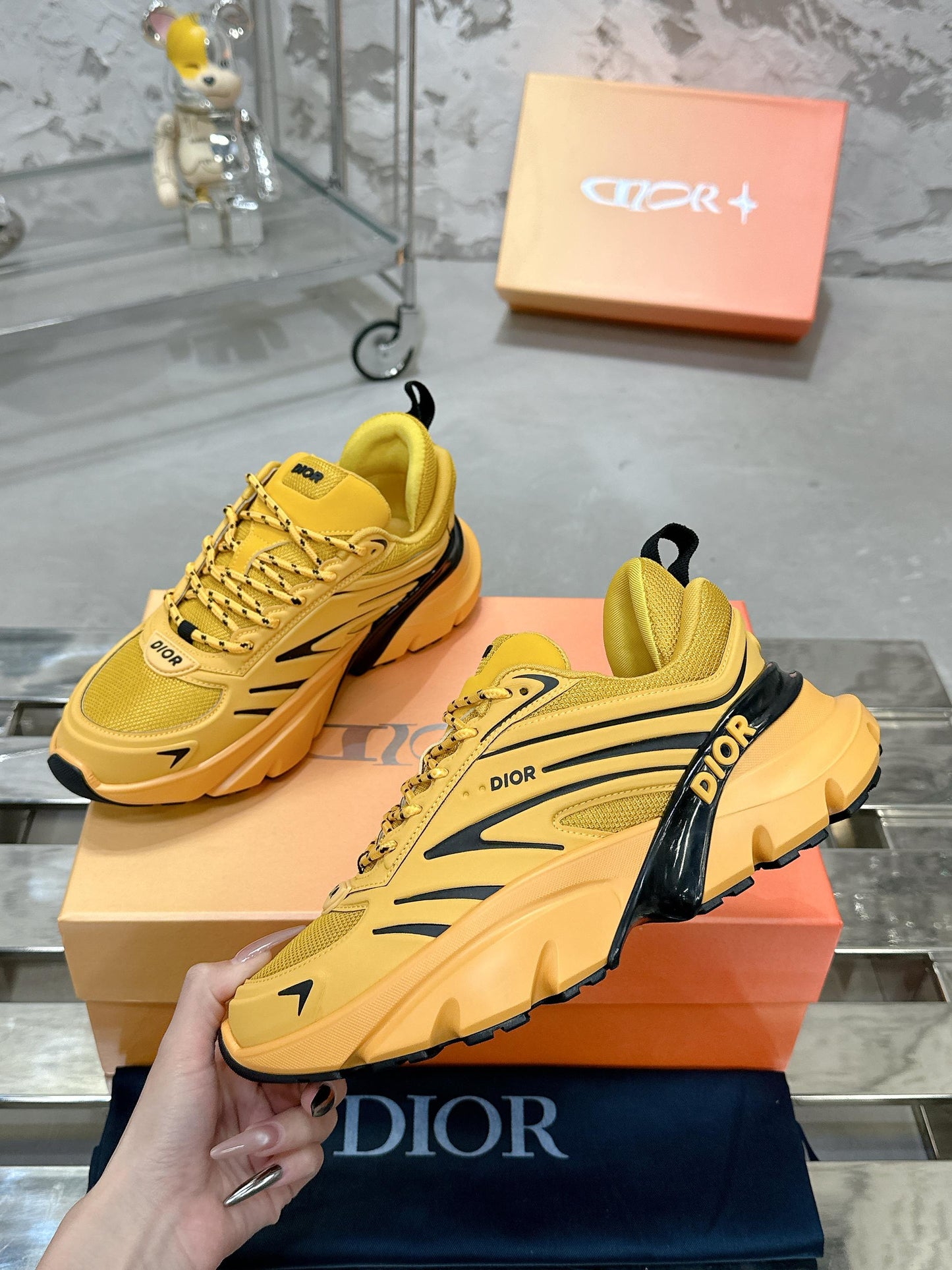 Sneakers