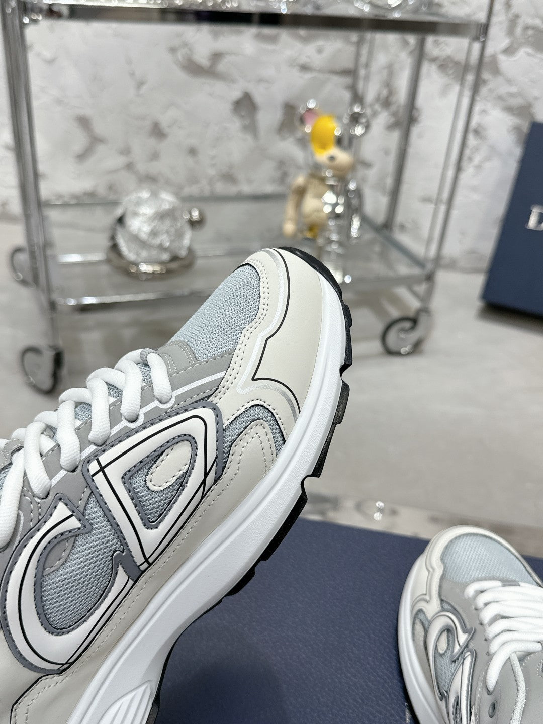 Sneakers