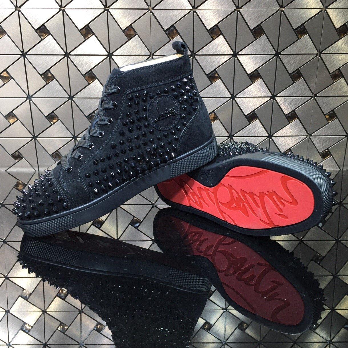Sneakers