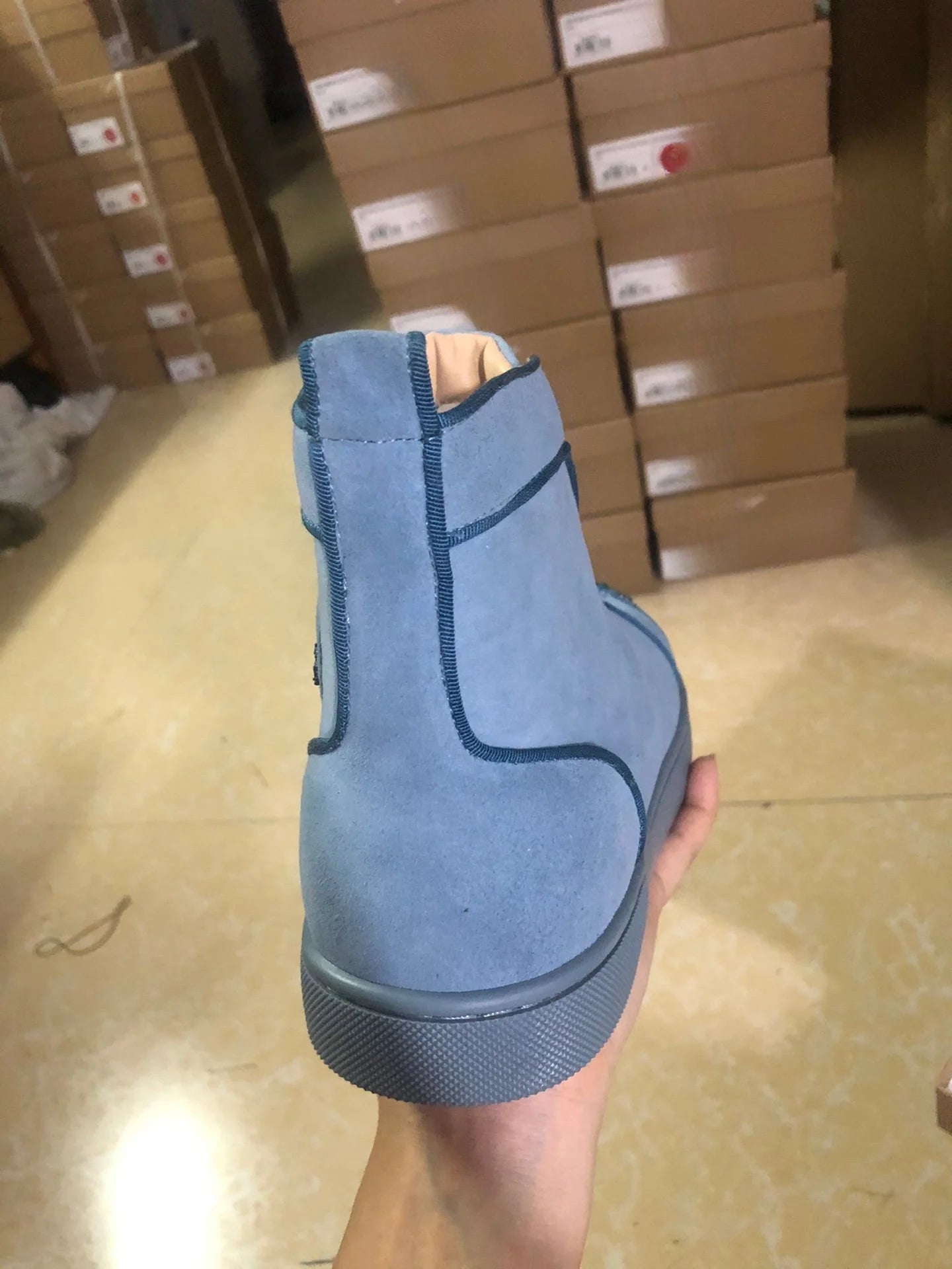 Sneaker